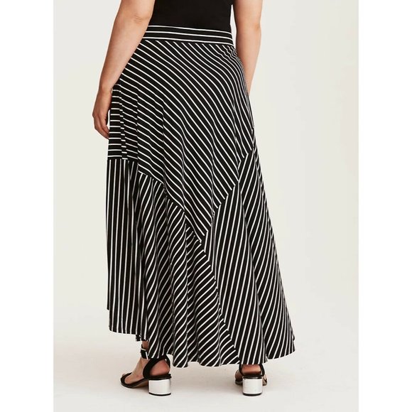 Torrid Striped‎ Maxi Navy Blue White Pull On Skirt - Picture 1 of 7